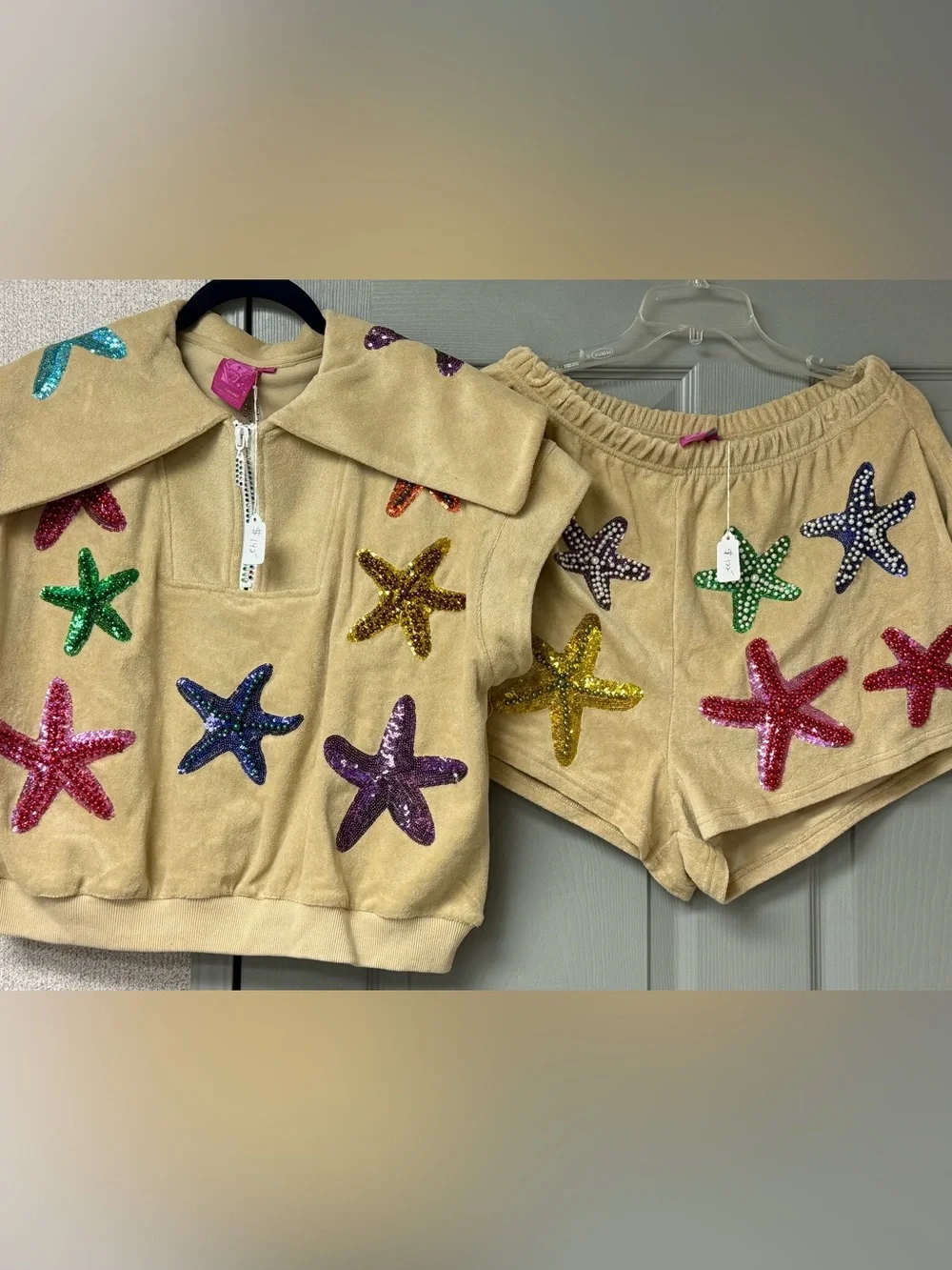QUEEN OF SPARKLES Beige Terry Cloth Starfish Sequin Set - Picture 1 of 1